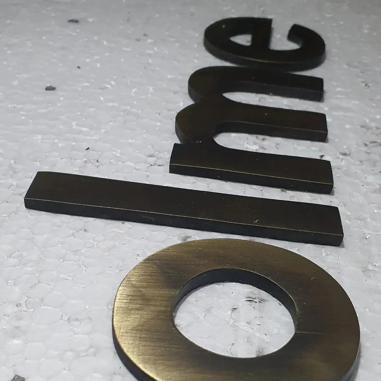 Tolme 👑
Antique brushed brass letters. 

#brassletters #brassnumbers #brasssign #brushedbrass #antiquebrass #agedbrass #antiqueagedbrass #agingbrassletters #brushedbrassletters #antiquebrassletters #agingbrassletters #castbrassletters #castbrassnumbers #castbrasssign #solidbrassletters #solidbrassnumbers #solidbrasssign #solidbrass