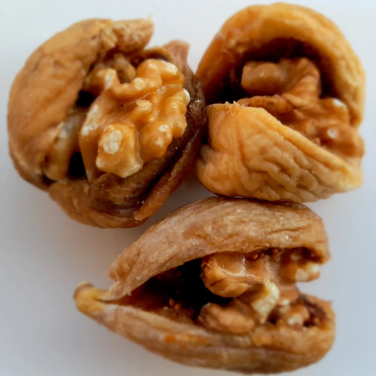 Organic Sun Dried Stuffed Figs | Premium Turkish Stuffed Dried Figs, Pistachio Stuffed Dry Figs, Walnut Stuffed Dry Figs, Figs With Nuts
#etsy #etsyshop #etsyseller #etsysellersofinstagram #homemade #turkishfood #figs #driedfigs #driedfigsandnuts #stuffedfigs