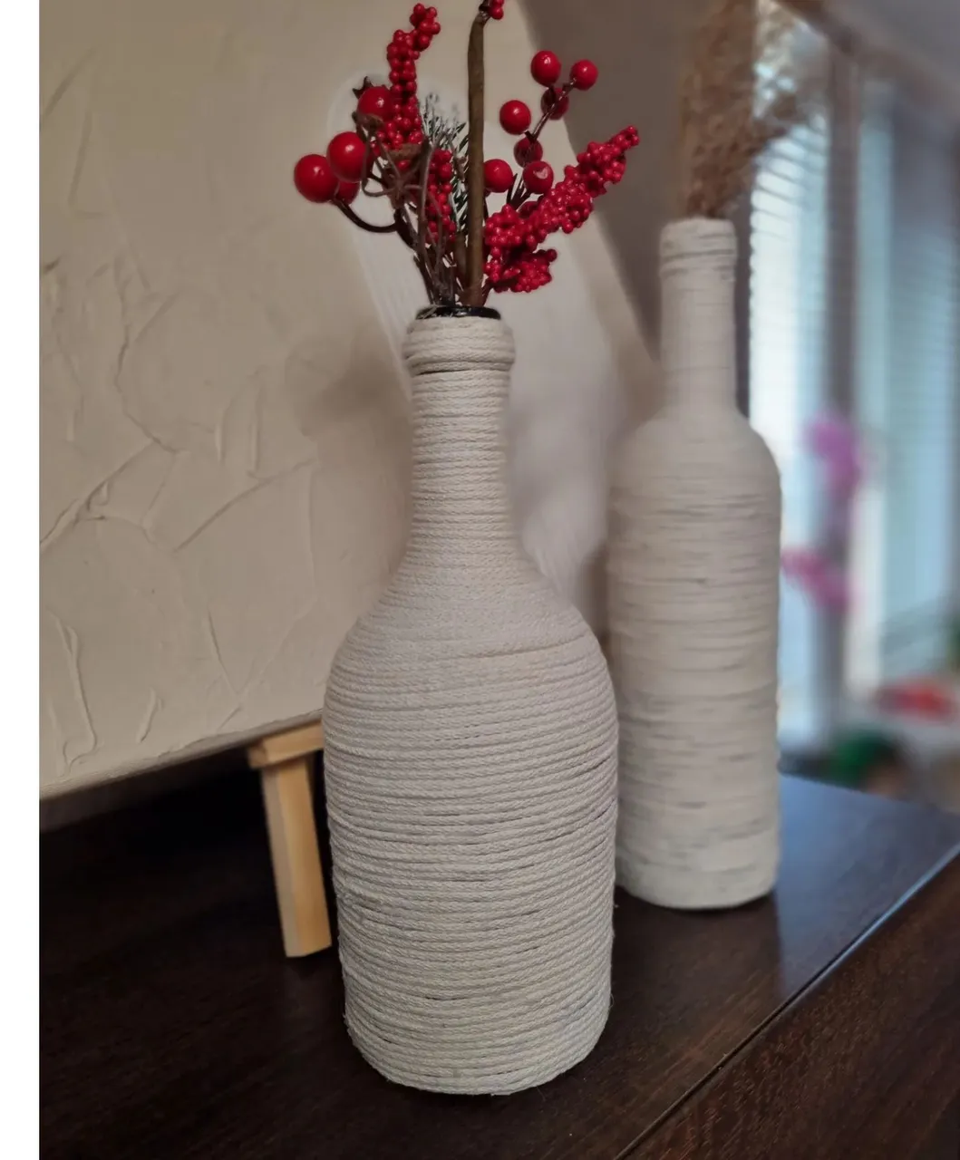 Butelki dekoracyjne handmade

#handmade #homedecor #butelkidekoracyjne #dekoracje #recznierobione #butelka #makrama