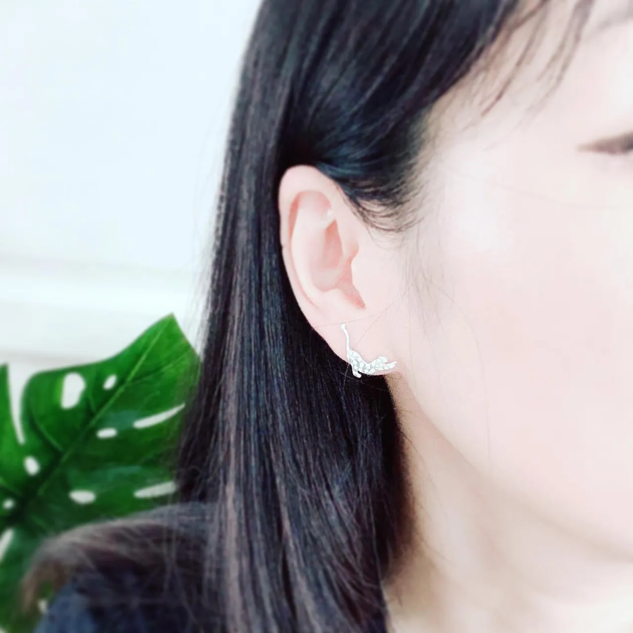 Stretching Leopard
스트레칭 레오파드 
Earrings 
#stretchingleopard 
#도약 #leopardherbivore