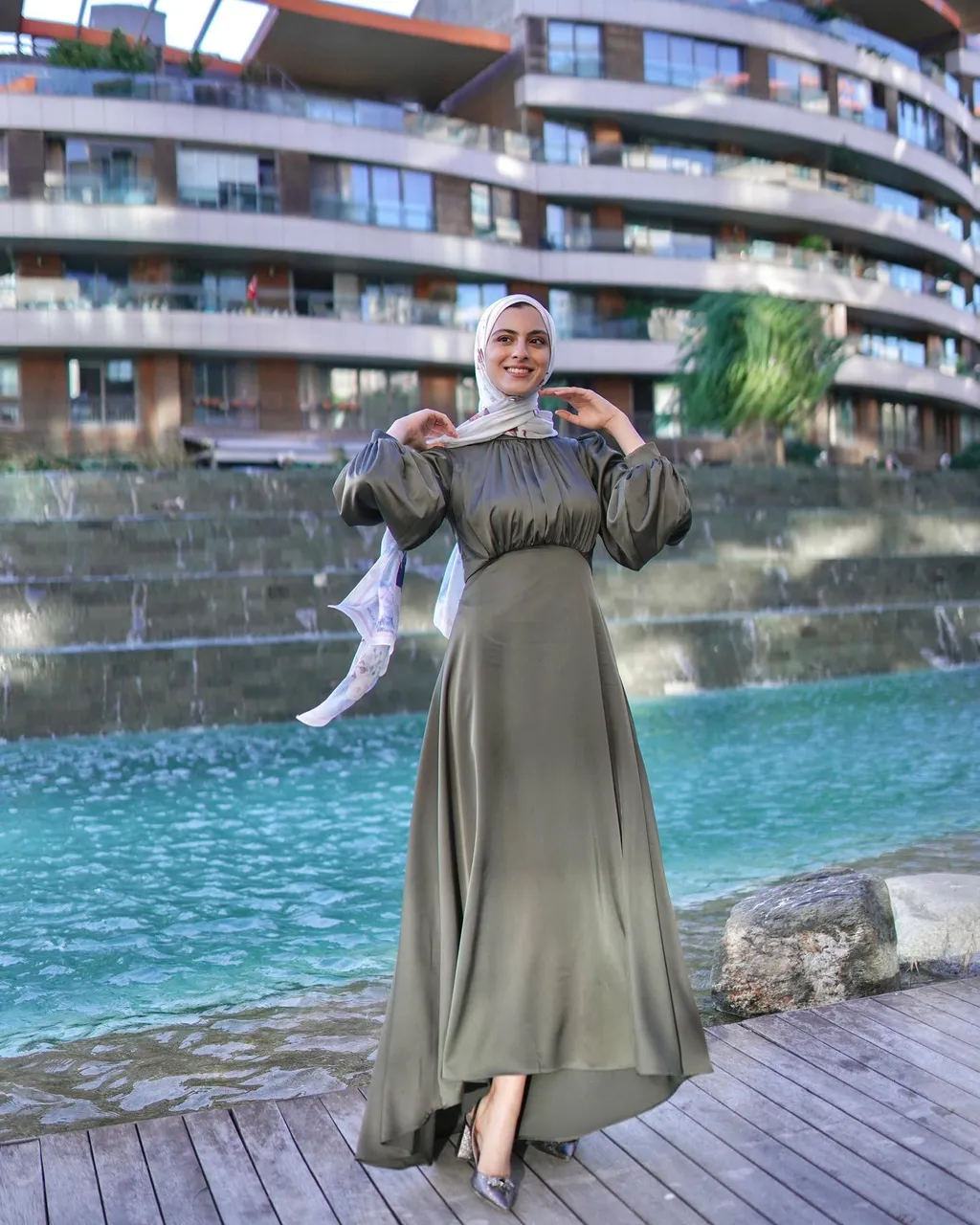 Irmak Abiye 💕
Fiyat:975 TL 💳
4 Renk Seçeneği 🌈
36-44 Beden Aralığı
Türkiye ve Tüm Dünyaya Hızlı Kargo ✈️
Kredi Kartına Taksit İmkanı
Irmak Hijab Dress 💕
Price: 54€ - 53$ 💳
Satin Fabric
4 Color Option 🌈
36-44 EU Size Available
Wordwide Express Delivery ✈️
#soiree #hijabisoiree #tesetturabiyemodelleri #hijabfashion #tesetturbutik #hisjabista #beauty