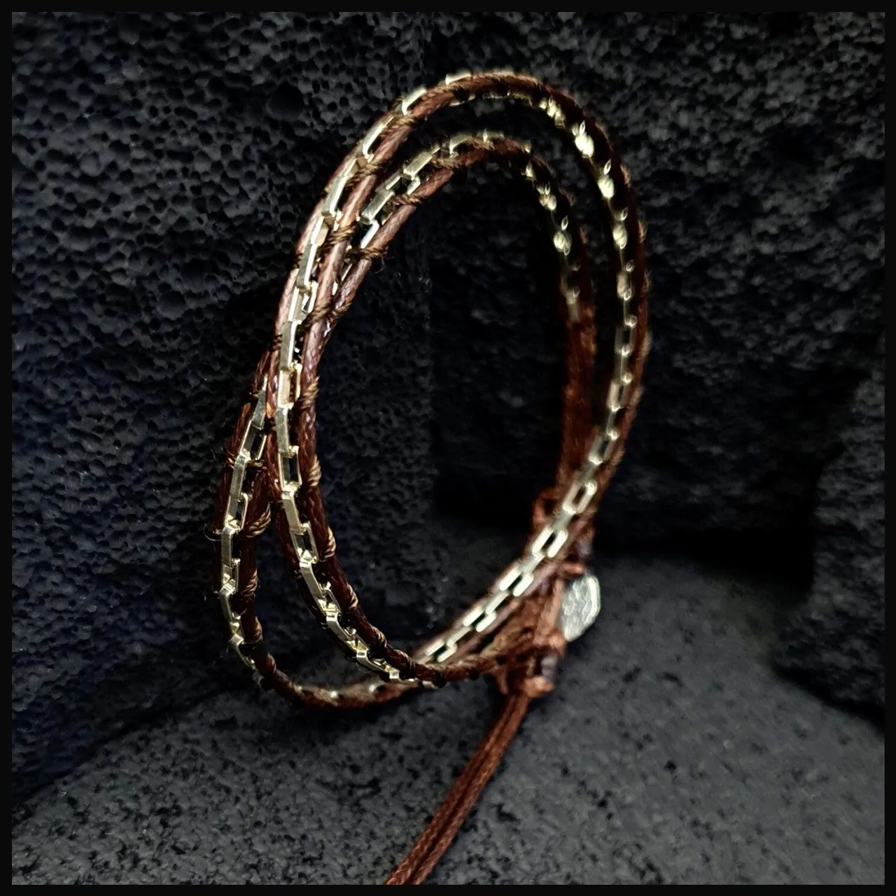 BROWN SOLID SILVER CHAIN TWISTED SLIM BRACELET
Handmade Natural Gemstone Jewelry
All our design prepares according to your given size with love.
Please visit our esty shop for order;
https://www.etsy.com/shop/SevenArtJewelry
#etsy#handmadejewelry#sevenartjewelry#etsysuccess#etsyshop#etsymarket#uniquedesign#qualityworkmanship#qualitystone#Solidsilver#925sterlingsilver#silverbracelet#chain#chainbracelet @etsy
@etsysuccess
@sevenartjewelryshop