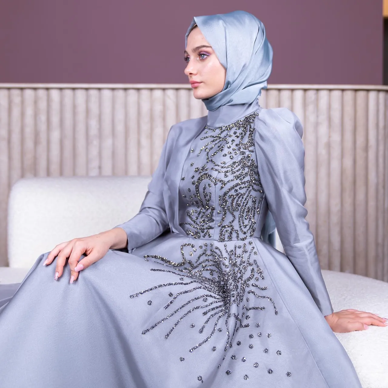 Bella Abiye💕
Harika işlemeleri,organze şifondan uçuşlu tasarımıyla ahunarede💕
Detay güzellikleri kaydırmalıda
👉Koşulsuz İade veya Değişim
✈️Ücretsiz & Hızlı Kargo
☎️👉Whatsapp:+90 532 272 57 09
#tesetturabiye #kalemabiye #kalemelbise #tasarımabiye #weddingdress #muslimweddingdress #muslimwear #hijabwear #modestwear #sözelbisesi #nişanelbisesi #davetelbisesi #eveningdressmalaysia #eveningdress#tasarımelbise #eventdress#weddingwear#modestwear #modestclothing #kesfetteyiz#prensesabiye #organzeabiye