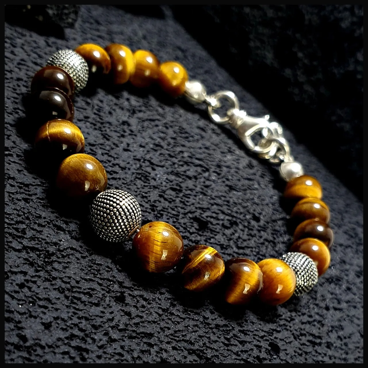 NATURAL BROWN TIGER'S EYE BRACELET WITH SOLID SILVER ACCESSORIZE
Handmade Natural Gemstone Jewelry
All our design prepares according to your given size with love.
Please visit our esty shop for order;
https://www.etsy.com/shop/SevenArtJewelry
#etsy#handmadejewelry#sevenartjewelry#etsysuccess#etsyshop#etsymarket#uniquedesign#qualityworkmanship#qualitystone#tigerseye#browntigereye#solidsilver#silverjewelry#gemstonejewelry@sevenartjewelry