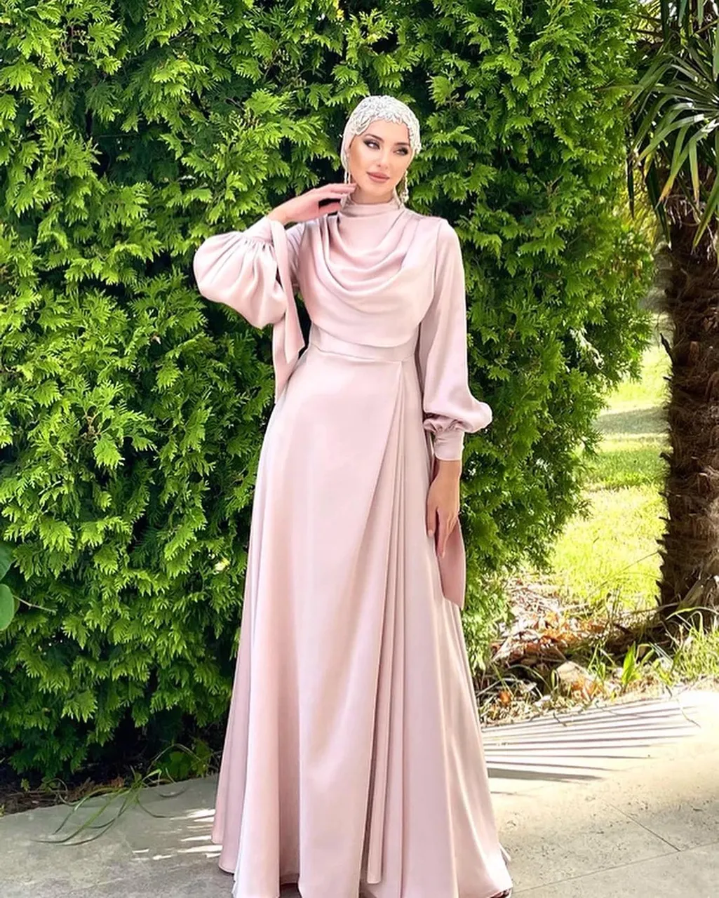 Elvira Abiye Rüya gibi yeni renkleriyle şimdi stoklarımızda.
4 renk seçeneği (Sağa Kaydırın) 🌈
Türkiye ve Tüm Dünyaya Hızlı Kargo 🛩
Kredi Kartına Taksit İmkanı

Elvira Hijab Evening Dress😍
4 Color Option 🌈
Wordwide Express Delivery 🚚 
#tesettürabiyemodelleri #hijabfashion #hijablove #tesetturbutik #tesetturnisanlik #hijab #hijabootd #hijabstyle #hijabfashion