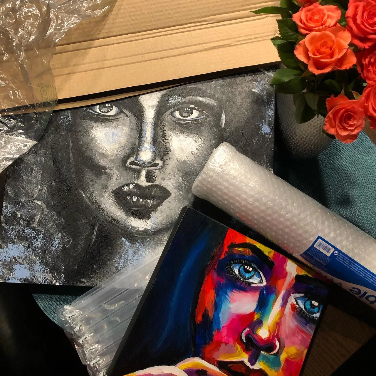 What I like the most is packing orders! 

#sold #acrylicpainting #drawingface #contemporaryart #modernart #paintings #artofinstagram #obrazynasprzedaż #KhanomiArt