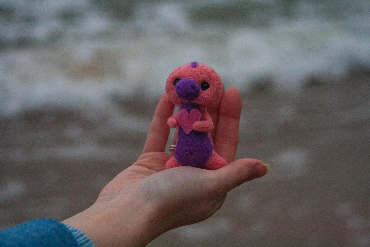 🐉дракоша с крылышками 
🐉сухое валяние , ручная работа 
🐉1200р , доставка по России и миру 

*при желании меняю цвет шерсти и без крыльев

#дракоша #ручнаяработа #ручнаяработаназаказ #войлок #войлоковаляние #войлочныеигрушки #валяниешерсти #валяныеигрушкиизшерсти #валяниеигрушек #сухоеваляние #море #балтийскоеморе #калининградскаяобласть #калининград #светлогорск