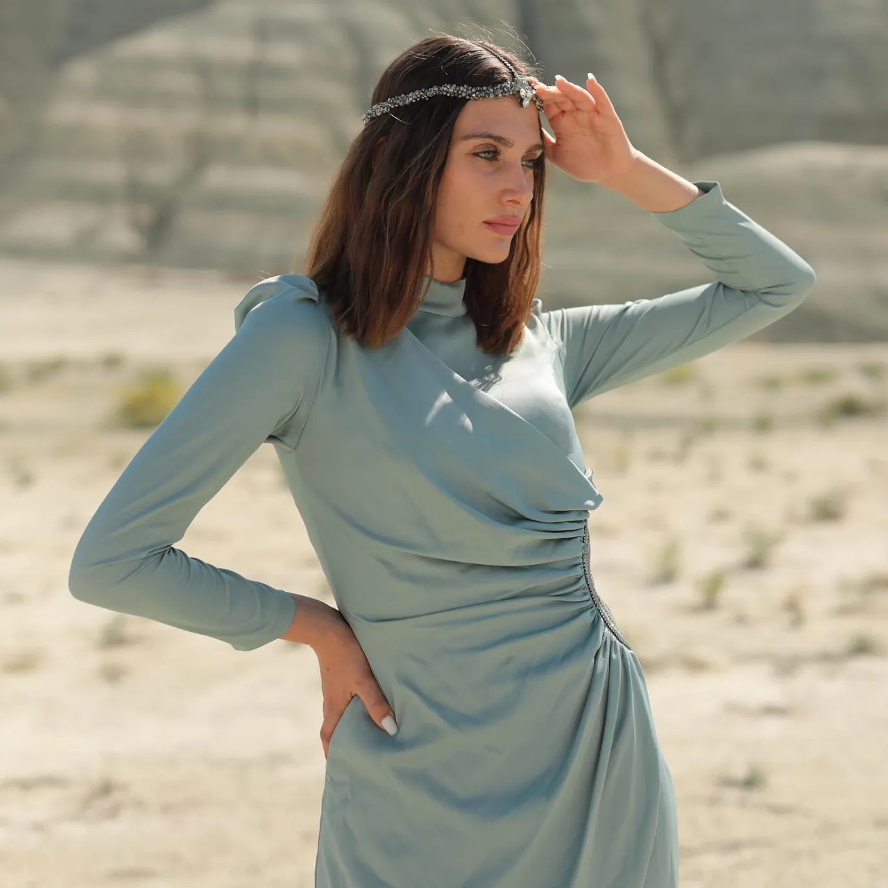 Selin Abiye💕 
Her fizikde bir beden ince gösteren kusursuz drapeleriyle sınırlı sayıda ahunarede
Harika detay kareleri ve renkler kaydırmalıda..
İlk alışverişinize özel 150₺ indirim ❤️
38-48 Beden Aralığı 💃
2 renk seçeneği (Sağa Kaydırın) 🌈
Türkiye ve Tüm Dünyaya Hızlı Kargo 🛩
Kredi Kartına Taksit İmkanı

Selin Hijab Evening Dress😍
38-44 EU Sizes Available
3 Color Option 🌈
Wordwide Express Delivery 🚚 
#tesettürabiyemodelleri #hijabfashion #hijablove #tesetturbutik #tesetturnisanlik #hijab #hijabootd#nikahelbisesi #davetelbisesi #eventdress #eveningdresses #muslimweddingdress #muslimwear #kalemelbise #tesettürelbiseler