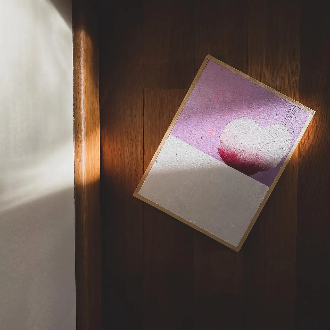 Early morning at home. I found this little piece to show you.
“Sunrise with you “ what do you think about it?
.
.
.
.
.
#popsurrealism #retroart #lowbrowart #weirdart #new #contemporary #lowbrowpopsurrealists #c_expo #illustrations #juxtapoz #beautifulbizarre
#ponselakiva #dreamingincollages #surrealismworld #creativecloud_emotion
#newborn #family #dreams #psicologia #quietbook #quietmind #quietplaces #childhoodweek #childrensbookillustration #littleprincesstrust