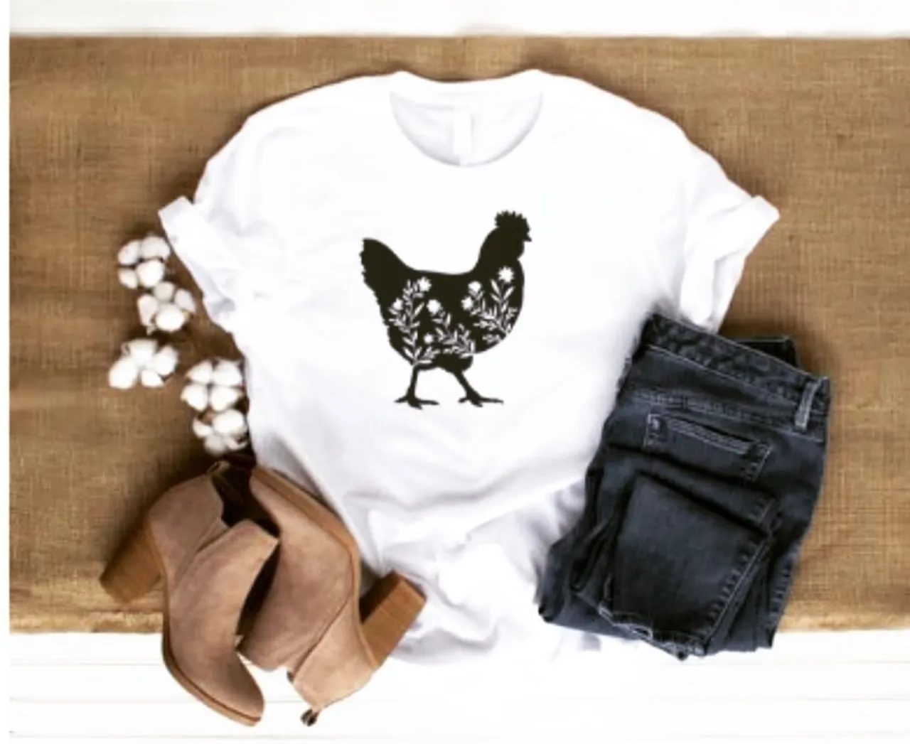 @suedeklothusa now has apparel! Customizable tees in 15 different colors! 100% made in America tees with American cotton, our unique decals will wear and wear. No fading or cracking. Order yours today! Suedekloth.com

#tshirt #custom #custommade #madeinamerica #shirt #shirtdesign #cotton