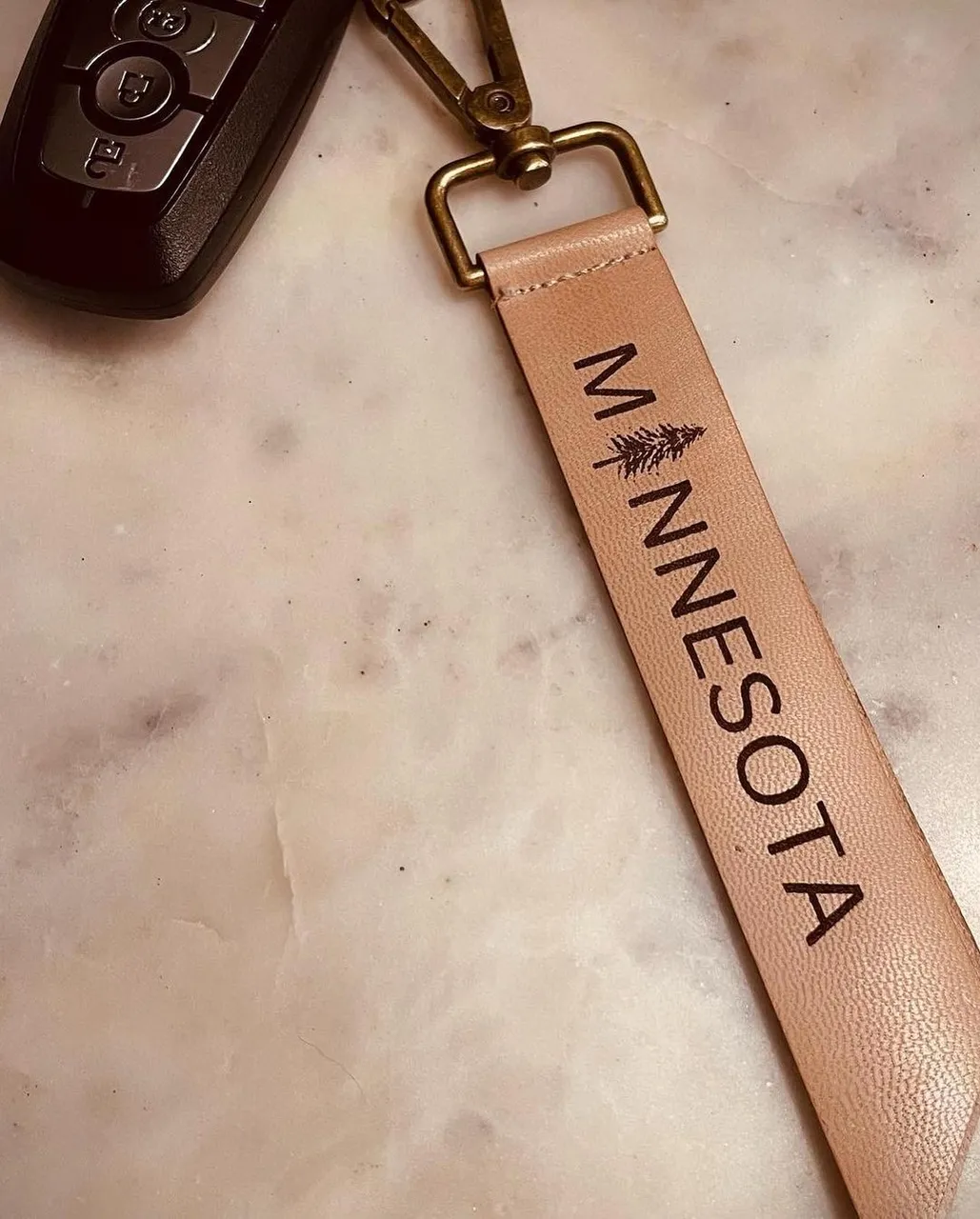 Get your very own custom key chain, purse latch, or suitcase identifier today! Customizable to your exact needs. These are wonderful for travel. Put your info inside this lovely double leather identifier. Spice up your purse with a design that is your very own. The sky is the limit on design! Get yours only @suedeklothusa ! 

#travel #keychains #keychain #keys #house #car #suitcase #purse #custom #drive #home