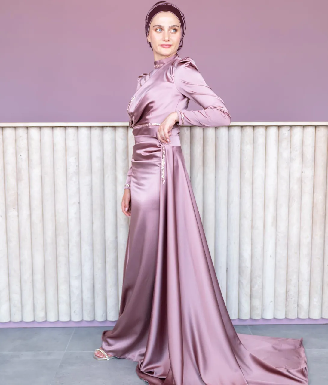 Asil Abiye💕
Asil tasarımımız ikili kullanımı ve harika şıklığıyla özel günlerinizin başrolünü çalmaya aday
Detay güzellikleri ve renk seçenekleri kaydırmalıda💕
👉Koşulsuz İade veya Değişim
✈️Ücretsiz & Hızlı Kargo
☎️👉Whatsapp:+90 532 272 57 09
#tesetturabiye #tesettürabiyeelbise #tasarımabiye #weddingdress #muslimwear#tesettürelbiseler #muslimweddingdress #hijabwear #sözelbisesi #nişanelbisesi #davetelbise #eveningdress #eventdress #muslimwear #balıkelbise #kuyrukluabiye#muslimdress#davetelbisesi#kesfetteyiz