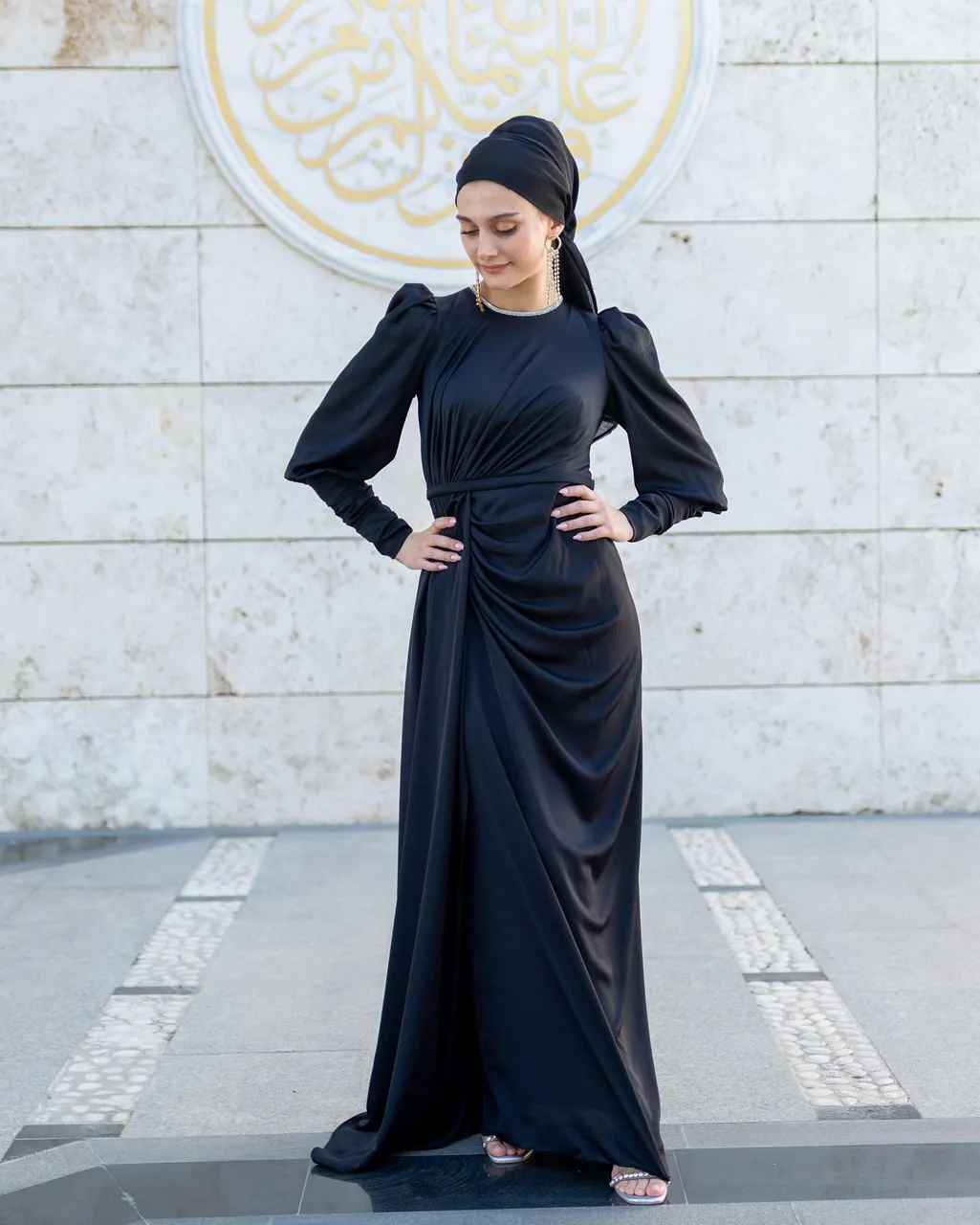 Lavin Abiye 😍
Fiyat: 1200 TL (≈66 €) 💳
İlk alışverişinize özel 150₺ indirim ❤️
38-44 Beden Aralığı 💃
4 renk seçeneği (Sağa Kaydırın) 🌈
Türkiye ve Tüm Dünyaya Hızlı Kargo 🛩
Kredi Kartına Taksit İmkanı

Karel Hijab Evening Dress😍
Price: 66€
38-44 EU Sizes Available
4 Color Option 🌈
Wordwide Express Delivery 🚚 
#tesettürabiyemodelleri #hijabfashion #hijablove #tesetturbutik #tesetturnisanlik #hijab #hijabootd#tasarımabiye #muslimwear #hijabwear #muslimweddingdress #weddingdress #eveningdress