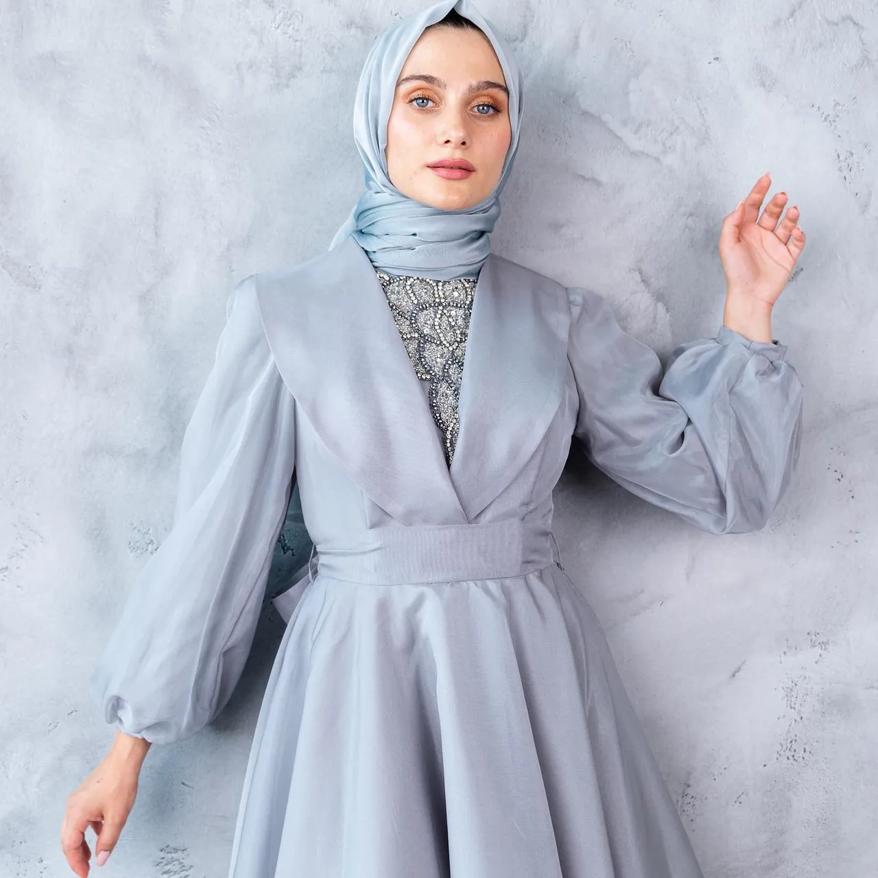 Candy Abiye💕
Organze kumaş uçuşluğunda,taşlı yaka işlemesiyle prenses olmak isteyenlere özel💕
Renk sçenekleri ve detay güzellikleri kaydırmalıda
👉Koşulsuz İade veya Değişim
✈️Ücretsiz & Hızlı Kargo
☎️👉Whatsapp:+90 532 272 57 09
#tesetturabiye #tasarımabiye #weddingdress #muslimweddingdress #muslimwear #hijabwear #tasarımabiye #eventdress#muslimdress #eveningdress#eveningdressmalaysia#sozelbisesi #nişanelbisesi #kesfetteyim#kesfetteyiz