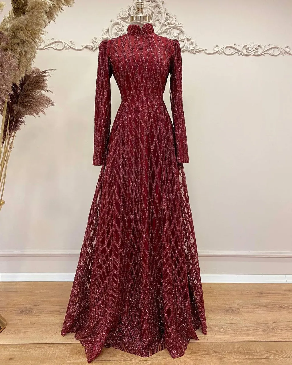 Salkım Abiye - Özel Tasarım 😍
Fiyat: 3000 TL (≈165 €) 💳
İlk alışverişinize özel 150₺ indirim ❤️
38-48 Beden Aralığı 💃
7 renk seçeneği (Sağa Kaydırın) 🌈
Türkiye ve Tüm Dünyaya Hızlı Kargo 🛩
Kredi Kartına Taksit İmkanı

Salkım Hijab Evening Dress😍
Price: 165€ - 164$
38-48 EU Sizes Available
7 Color Option 🌈
Wordwide Express Delivery 🚚 
#tesettürabiyemodelleri #hijabfashion #hijablove #tesetturbutik #tesetturnisanlik #hijab #hijabootd