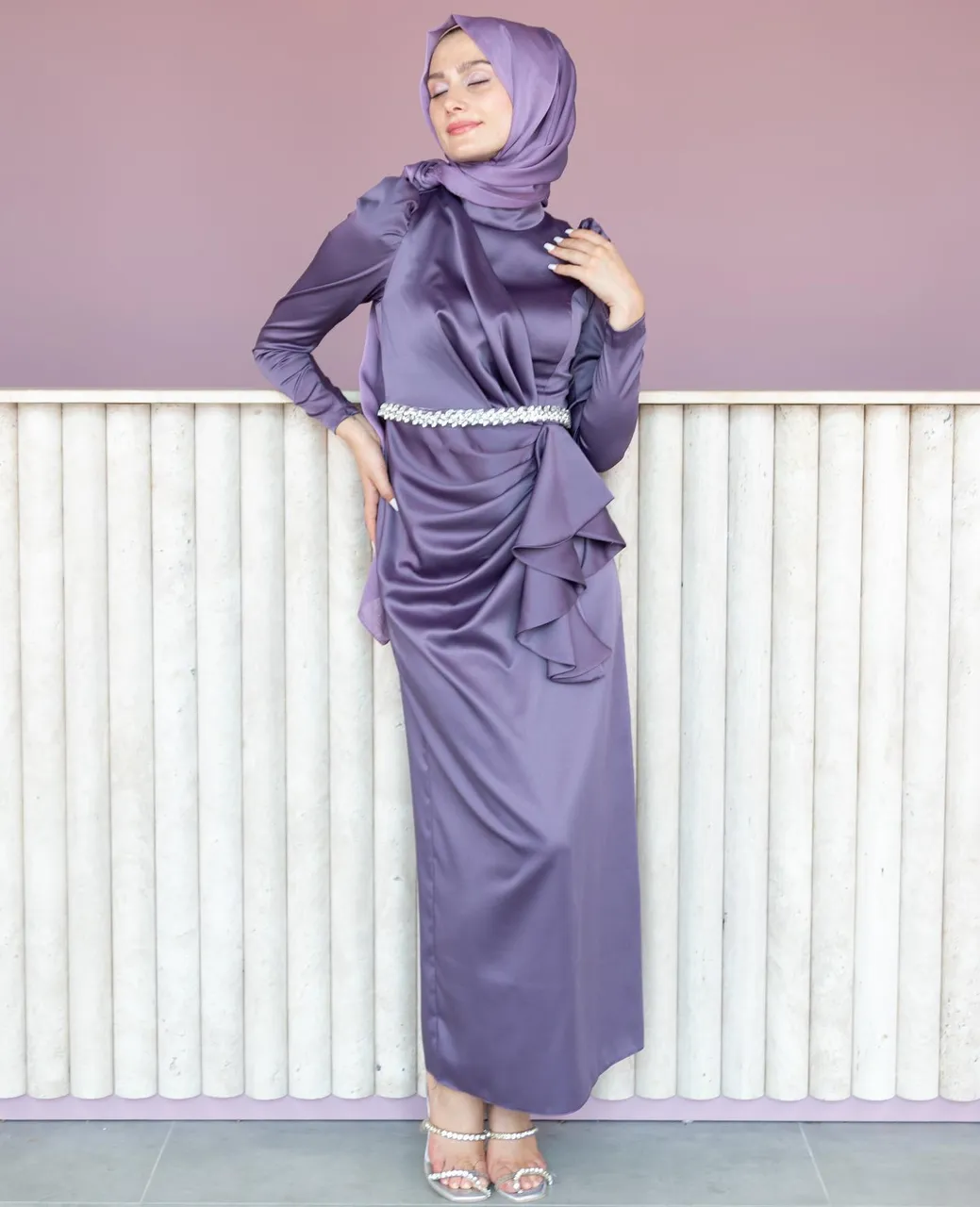 Buket Abiye💕
Beldeki taş detayları ve volanlarıyla gösterişli kalem elbisemizde hangi reenk?
İlk alışverişinize özel 150₺ indirim ❤️
36-44 Beden Aralığı 💃
3 harika renk seçeneği  ve güzellik detayları kaydırmalıda🌈
Türkiye ve Tüm Dünyaya Hızlı Kargo 🛩
Kredi Kartına Taksit İmkanı 
Buket Hijab Evening Dress😍
38-44 EU Sizes Available
3 Color Option 🌈
Wordwide Express Delivery 🚚 
#tesettürabiyemodelleri #weddingdresses #muslimweddingdress#hijabfashion #hijablove #tesetturbutik #tesetturnisanlik #hijab #hijabootd#eventdress#muslimdress #davetelbise #kalemelbise #modestclothing#eventdress #eveningdress #muslimwear#hijabwear #tasarımelbise