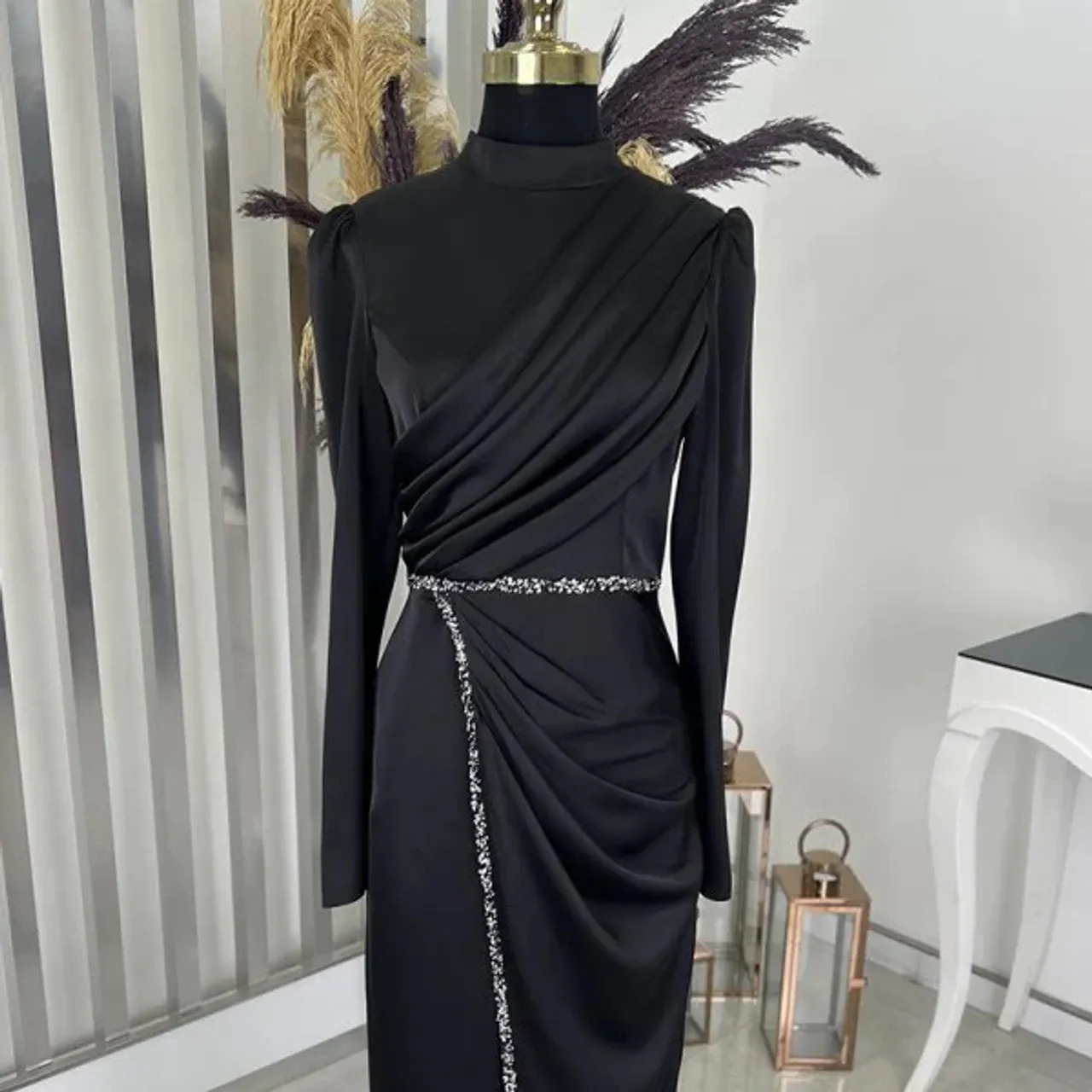 Elif Saten Abiye (9 Renk Seçeneği 📣)
Yeni Model, Saten Kumaş, Uygun Fiyat
38-44 Beden Aralığı 👍
Türkiye ve Tüm Dünya'ya hızlı kargo ✈️
Kapıda Ödeme & Kredi Kartına Taksit İmkanı
Ürüne Gitmek İçin: http://ow.ly/sL8G50KBb7L
Tüm Ürünler İçin: http://ow.ly/UIPU50KBb7N

Elif Satin Dress (9 Color Option 📣)
New Model, Satin Fabric, Affordable Price
38-44 Sizes Available 👍
Worldwide Express Delivery ✈️
Pay Safe via Credit Card 
Go to Product: http://ow.ly/9Iv950KBb7K
Go to Homepage: http://ow.ly/1xUh50KBb7J

#ahunareofficial #tesettürabiye #tasarimabiye #hijabdress #hijabwear #hijabweddingdress #tesettürelbise #tesettür