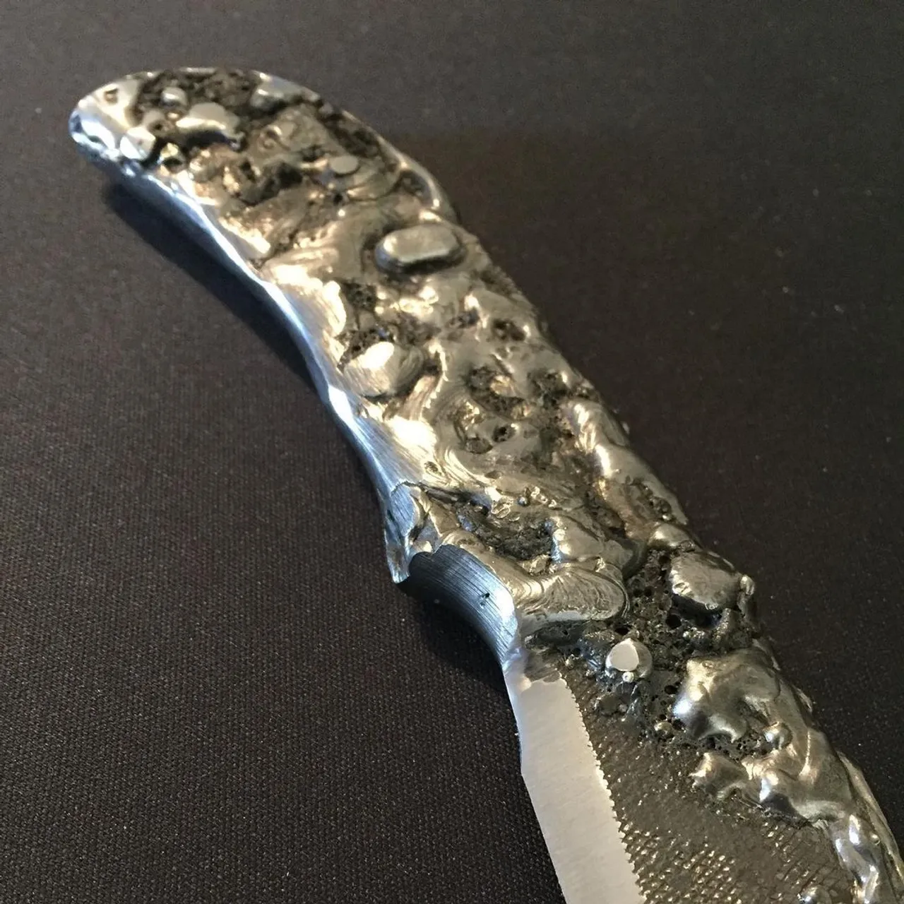 and an other one !

#knife #couteau #brutdeforge #forge #art #artisanatfrancais #artisanatdart #artisanat