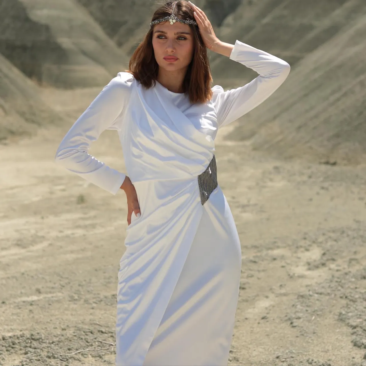 Kleopatra Abiye💕
İddialı ve şık..tam kalıplı feminen tasarım davetlerin yıldızı olmak isteyenlere,özel renkleriyle ahunarede💕
👉Koşulsuz İade veya Değişim
✈️Ücretsiz & Hızlı Kargo
☎️👉Whatsapp:+90 532 272 57 09
#tesettürabiyeelbise #tasarımelbise #kalemelbise #tasarımabiye #davetelbisesi #eveningdress #muslimeveningdress#kesfetteyiz