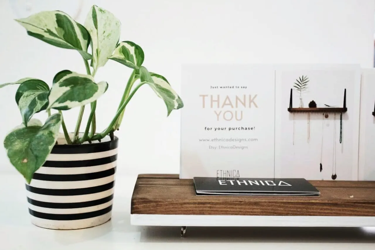 To everyone out there, around the globe who has supported ETHNICA, purchased our handmade items, left a sweet feedback or shared a photo, please know I am just beyond grateful❤

Thant was a FANTASTIC year!
.
.
.
# ethnicadesigns #thankyouwithlove #photographywood #handmadegift #scandinaviandecoration #plantsplantsplantsandmoreplants #handmadecrafts #designdetails #designsproduct #woodartist #photooftheday📷
#fastshipping #woodworking #artists