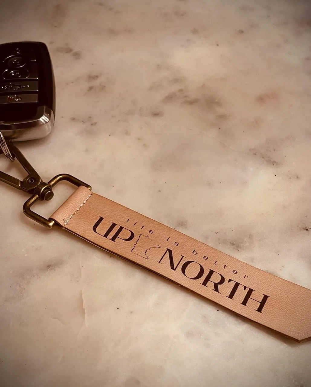 Get your very own custom key chain, purse latch, or suitcase identifier today! Customizable to your exact needs. These are wonderful for travel. Put your info inside this lovely double leather identifier. Spice up your purse with a design that is your very own. The sky is the limit on design! Get yours only @suedeklothusa ! 

#travel #keychains #keychain #keys #house #car #suitcase #purse #custom #drive #home