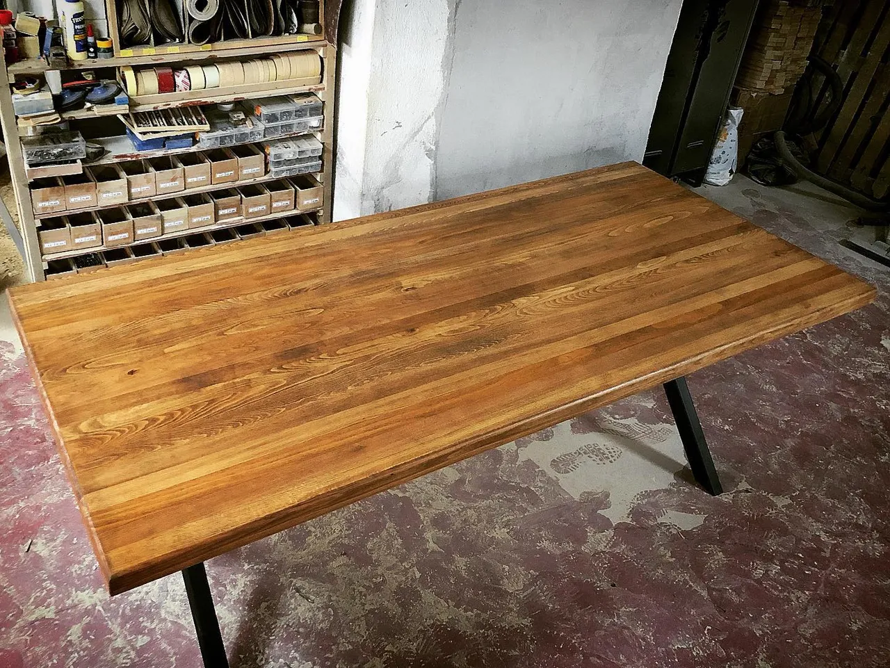 İsteğe Özel Siparişimiz Olan Kayın Panel Masamızı Tamamladık 😊 

Müşterimize iyi günlerde kullanması dileğiyle 😇

Ebatlar: 200x90 cm 
Kalınlık: 5 cm

#masa #doğal #ahşap #mobilya