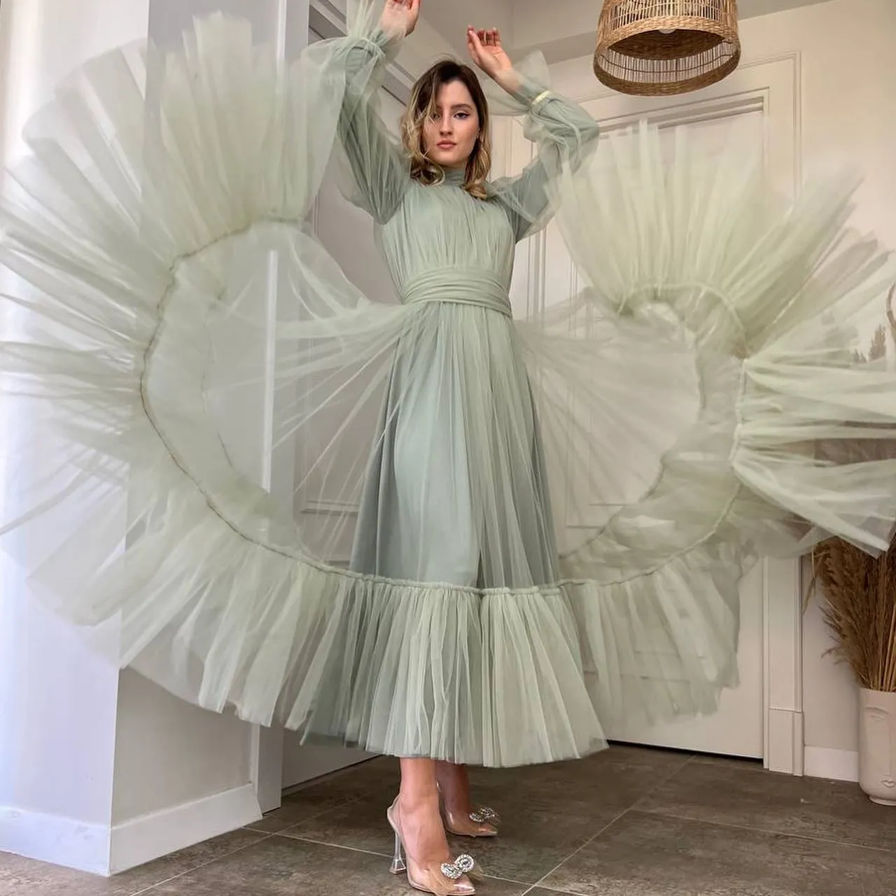Fulya Abiye - Özel Tasarım 😍
Özel günlerinize eşlik edecek en güzel tasarımlar ahunarede
Organze veya tül kumaş seçeneği ve geniş beden aralıklarıyla size özel dikilecek büyüleyici bir tasarım💕
İlk alışverişinize özel 150₺ indirim ❤️
34-50 Beden Aralığı 💃
6 renk seçeneği (Sağa Kaydırın) 🌈
Türkiye ve Tüm Dünyaya Hızlı Kargo 🛩
Kredi Kartına Taksit İmkanı
jü
Fulya Hijab Evening Dress😍
A fascinating design to be sewn specially for you, with organza or tulle fabric options and wide size ranges💕

34-50 EU Sizes Available
6 Color Option 🌈
Wordwide Express Delivery 🚚 
#tesettürabiyemodelleri #hijabfashion#weddingdress #muslimweddingdress