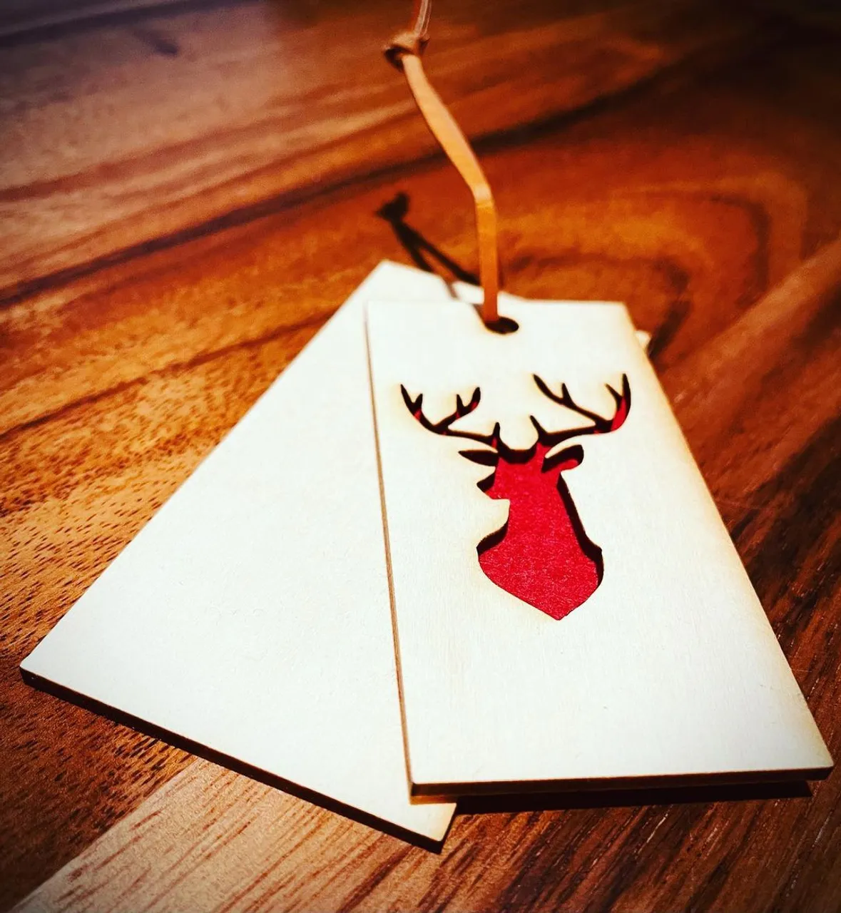 New items at SUEDE KLOTH! Customize a unique wood project for your next event. Great for birthdays, weddings, anniversary, holidays, baby showers…! We link in bio
#wedding #babyshower #christmas #falldecor #events #anniversary #gift