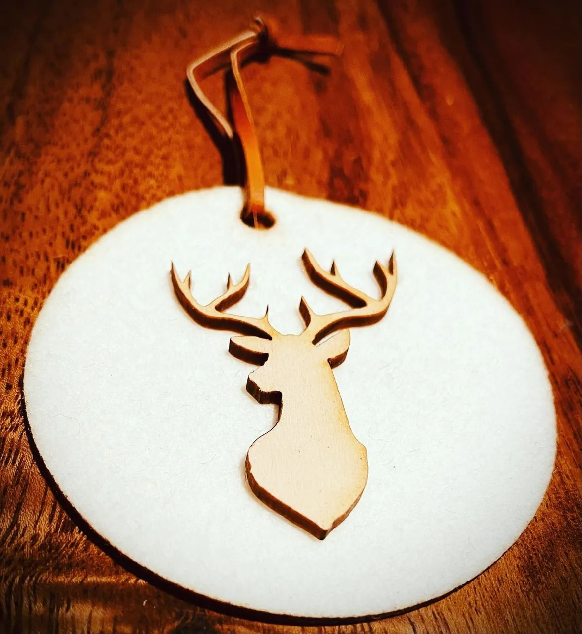 New items at SUEDE KLOTH! Customize a unique wood project for your next event. Great for birthdays, weddings, anniversary, holidays, baby showers…! We link in bio
#wedding #babyshower #christmas #falldecor #events #anniversary #gift