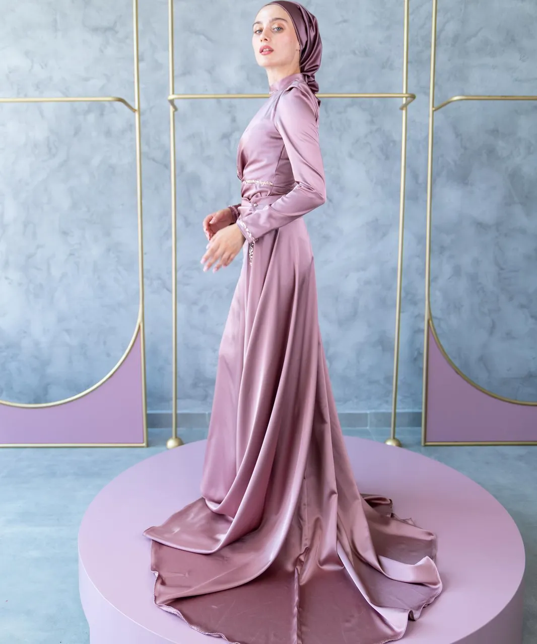 Asil Abiye💕
Asil tasarımımız ikili kullanımı ve harika şıklığıyla kalbinizi çalmak için yasarlandı
Detay güzellikleri ve renk seçenekleri kaydırmalıda💕
👉Koşulsuz İade veya Değişim
✈️Ücretsiz & Hızlı Kargo
☎️👉Whatsapp:+90 532 272 57 09
#tesetturabiye #tesettürabiyeelbise #tasarımabiye #weddingdress #muslimwear#tesettürelbiseler #muslimweddingdress #hijabwear #sözelbisesi #nişanelbisesi #davetelbise #eveningdress #eventdress #muslimwear #balıkelbise #kuyrukluabiye#muslimdress#davetelbisesi#kesfetteyiz