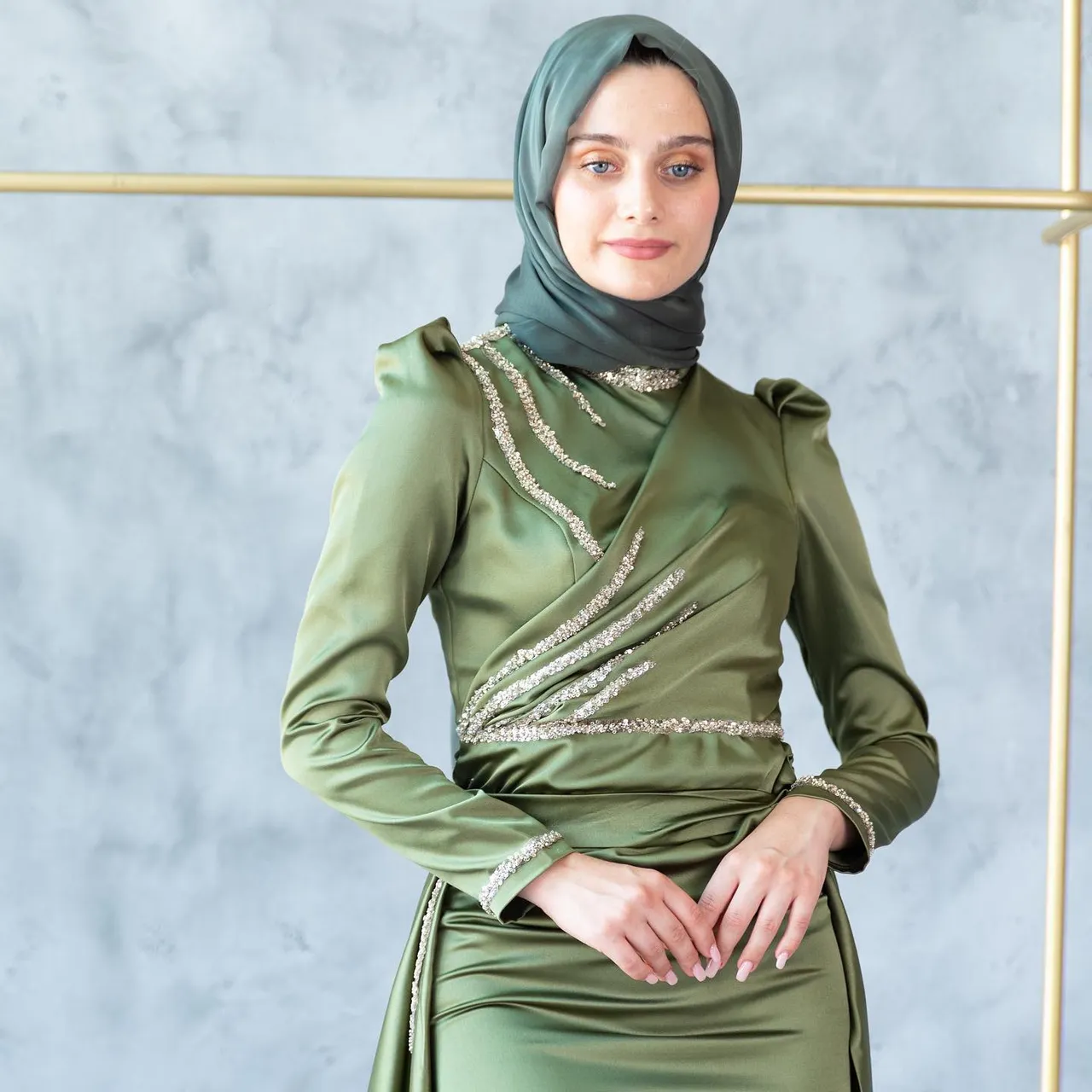 Asil Abiye💕
Asil tasarımımız ikili kullanımı ve harika şıklığıyla ahunarede
Detay güzellikleri,renk seçenekleri kaydırmalıda💕
👉Koşulsuz İade veya Değişim
✈️Ücretsiz & Hızlı Kargo
☎️👉Whatsapp:+90 532 272 57 09
#tesetturabiye #tesettürabiyeelbise #tasarımabiye #weddingdress #muslimwear #muslimweddingdress #hijabwear #modestdress #sözelbisesi #nişanelbisesi #davetelbise #eveningdress #eventdress #muslimwear #balıkelbise #kuyrukluabiye#muslimdress #şıkelbise #kesfetteyiz