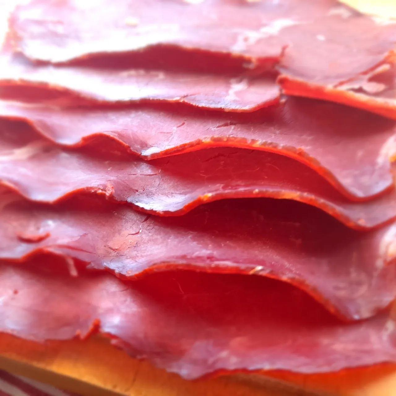 ✈️🌍 Worldwide Shipping
Pastırma | Turkish Cured Meat Wih Spicy Coating
Shop Now Online on sofra369.com

#sofra369 #pastirma #curedmeat