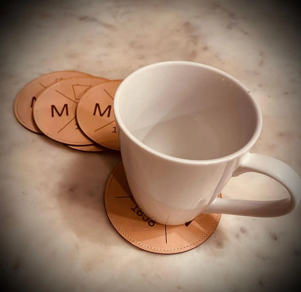 New customizable items only @suedeklothusa! American leather coasters customized with your specific design. Don’t use the same coasters that everyone else has! Get coasters that are uniquely you!
#coasters #homedecor #home #cups #mugs #madeinamerica #usa #america #dinner #dinnerideas #dinnerparty