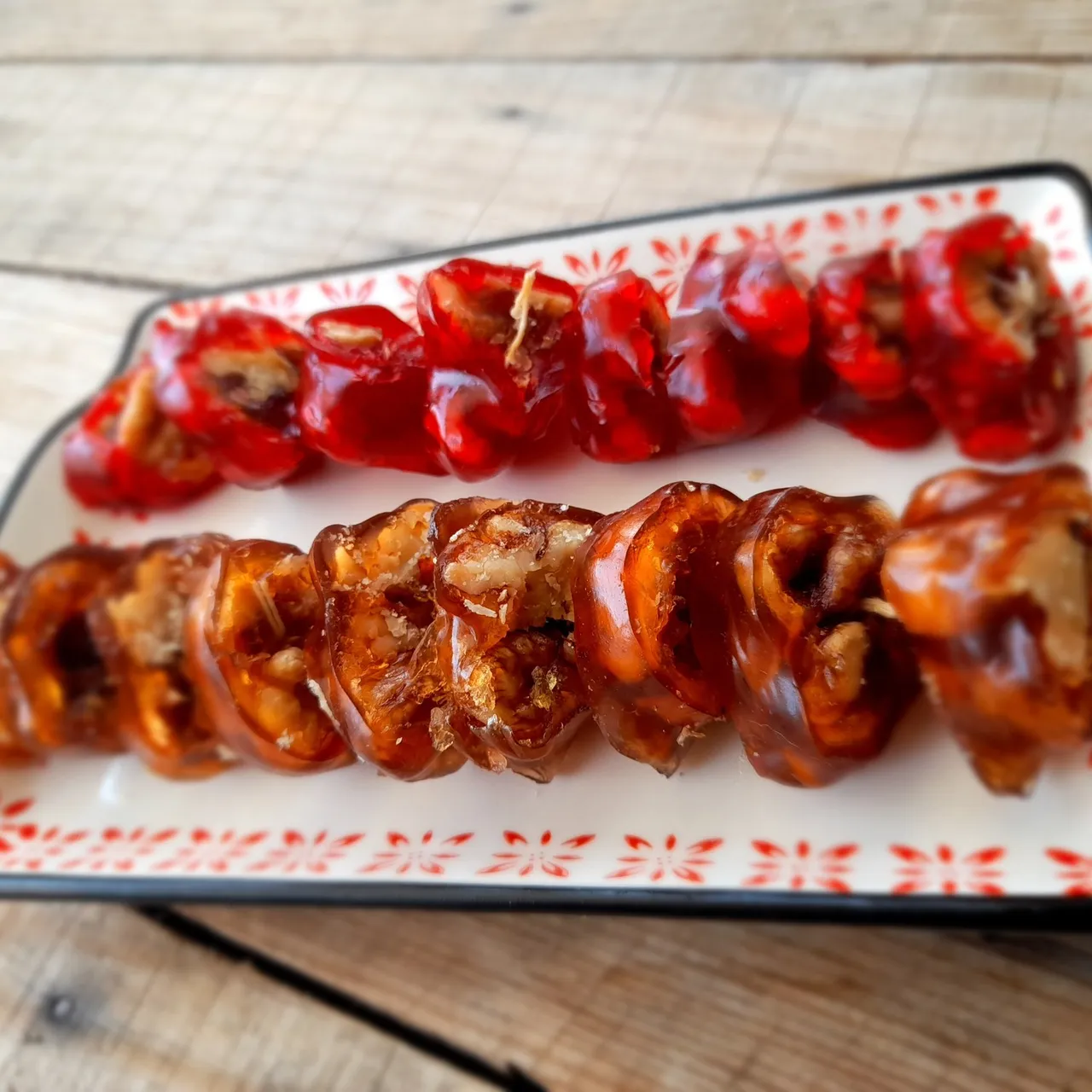 Homemade Walnut Churchkhela | Organic Walnut Dipped in Grape Molasses & Pomegranate Molasses, Natural Turkish Snacks

#etsy #etsyshop #etsyseller #etsysellersofinstagram #homemade #turkishfood