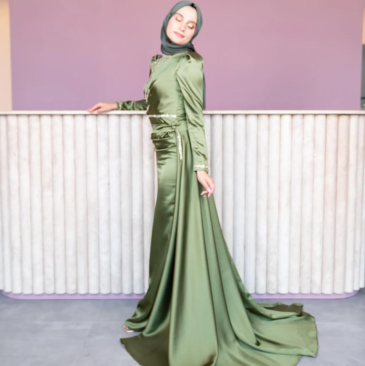 Asil Abiye💕
En güzel tasarım geniş beden seçenekleri ve harika renklerle ahunarede
Düz kesim iç elbisesi ve kuyruklu seyyar eteğine bayılmamak elde değil💕

👉Koşulsuz İade veya Değişim
✈️Ücretsiz & Hızlı Kargo
☎️👉Whatsapp:+90 532 272 57 09
#tesetturabiye #tesettürabiyemodelleri #tesettürelbise #tasarımabiye #weddingdresses #muslimweddingdress #muslimwear #hijabwear #sözelbisesi #nişanelbisesi #dugunelbisesi #eventdress #eveningdress #eveningdressmalaysia #kesfetteyim