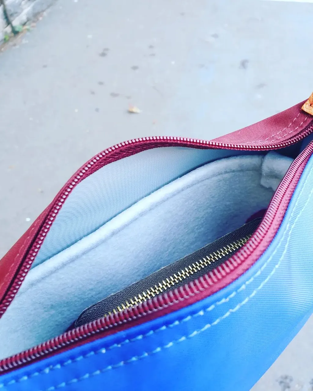 New to my @longchamp family-Replay shoulder bag. Not to be repeated as this collection is sold out and done. 
Although my heart was set on the pink @vinted has brought this combination into my life. Thank you, for broadening my horizons
What side is your favourite?

Bag insert done ✔ 
Pompom on
Time to Play
#longchamplepliage #longchamp #longchamplepliageneo #longchamplepliagebackpack #longchampbag #longchampparis #longchampreplay #replay #luxurybagheaven #smallbusiness