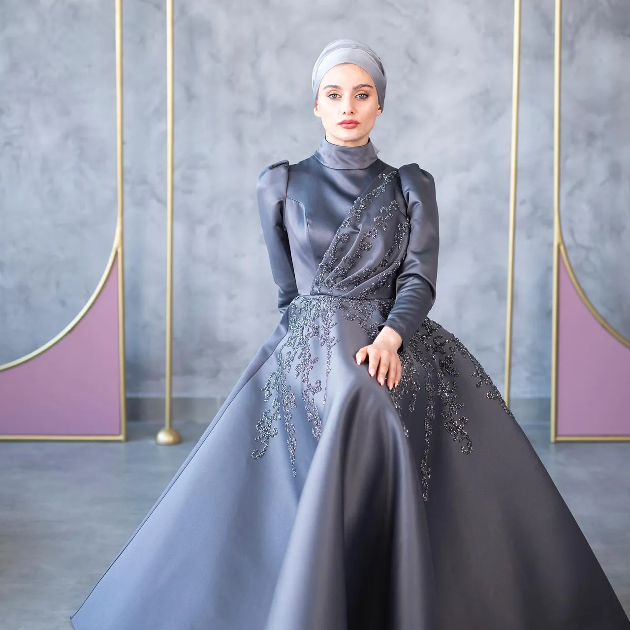 Volume Abiye💕
Hacimli kumaşı,gözalıcı ışıltılı işlemeleriyle volume abiyemiz lacivert asaletiyle en şıklardan💕
Nefis renk seçenekleri ve detay güzellikleri kaydırmalıda💕
👉Koşulsuz İade veya Değişim
✈️Ücretsiz & Hızlı Kargo
☎️👉Whatsapp:+90 532 272 57 09
#tesettürabiye#tasarımabiye #weddingdresses #muslimweddingdress #hijabwear #davetkıyafetleri#eveningdress #muslimwear #modestfashion #modesteveningdress #weddingdressgoals#sözelbisesi #nişanelbisesi #düğünelbiseleri #weddingdressmalaysia #kesfetteyiz #kesfetteyim#eveningdress #eveningdressmalaysia