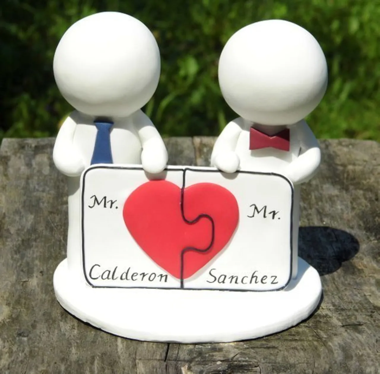 This personalized, different and so unique gay couple make the perfect wedding cake topper for grooms with their personal style 😉
For more wedding cake toppers click the link in bio👉
#weddingcaketopper #gay #gaywedding #gayweddings #gayweddingidea #gaygift #weddinggift #weddinggay #grooms #groomandgroom #samesex #samesexlove #samesexmarriage #samesexwedding #samesexcouple #samesexweddings #personalizedcaketopper #caketopper #weddingdecoration #gayweddingdecor #etsyseller #etsy #polymerclay #claycaketopper #keepsakecaketopper #lovegay #mylovegift #weddingdecoration #cakedecoration #polymerclay