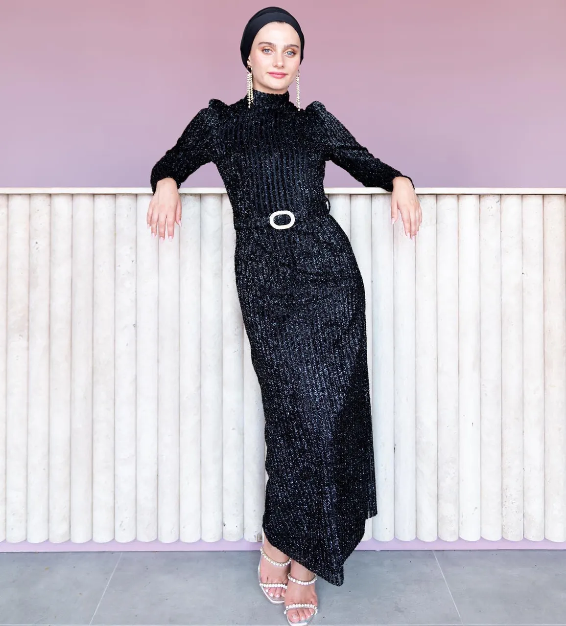 Zambak Abiye💕
Işıltı şeritli,tüm fizikleri zarifçe saran harika kalem elbisemiz yeni renk seçenekleriyle ahunaredee
Detay güzellikleri ve çok daha fazlası kaydırmalıda💕
👉Koşulsuz İade veya Değişim
✈️Ücretsiz & Hızlı Kargo
☎️👉Whatsapp:+90 532 272 57 09
#tesettürabiyemodelleri #tesetturabiye #tasarımabiye #weddingdress #muslimweddingdress #kalemelbise #darelbise #sözelbisesi#tasarımelbise#modestclothing #modestdresses #nişanelbisesi#düğünelbisesi #muslimwear #hijabwear #kesfet#kesfetteyiz