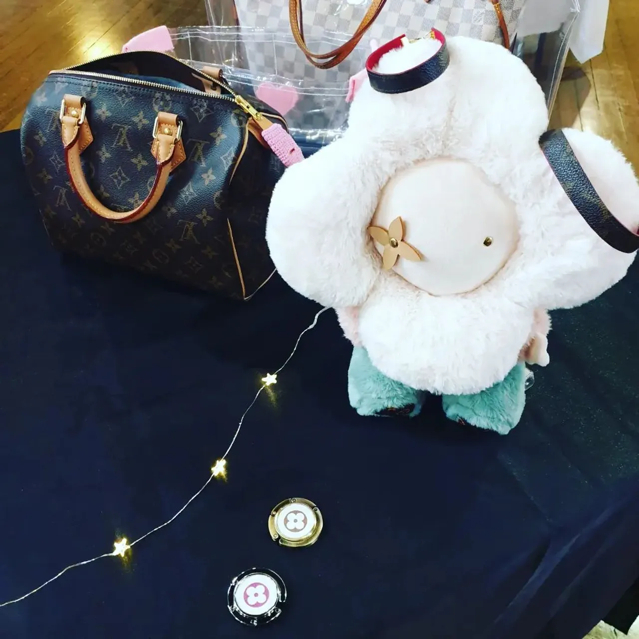 My first attempt of a winter Market stall.
I have spent the day in
Merchiston Castle School, Edinburgh
And spoke to lots of lovely ladies about Luxury Bag Heaven.
I was happy to connect with local community and met a few bag enthusiasts...🤩 you bet we could have talked for hours...!
Until next time.
Moria ❤
#merchiston #newventure #smallbusiness #edinburghbusiness #onewomanband #luxurybagheaven #christmas2022 #christmasmarket #madeinuk #madetoorder #louisvuitton #longchamplepliage #speedy25 #lilymulberry #bagorganizer #baghook