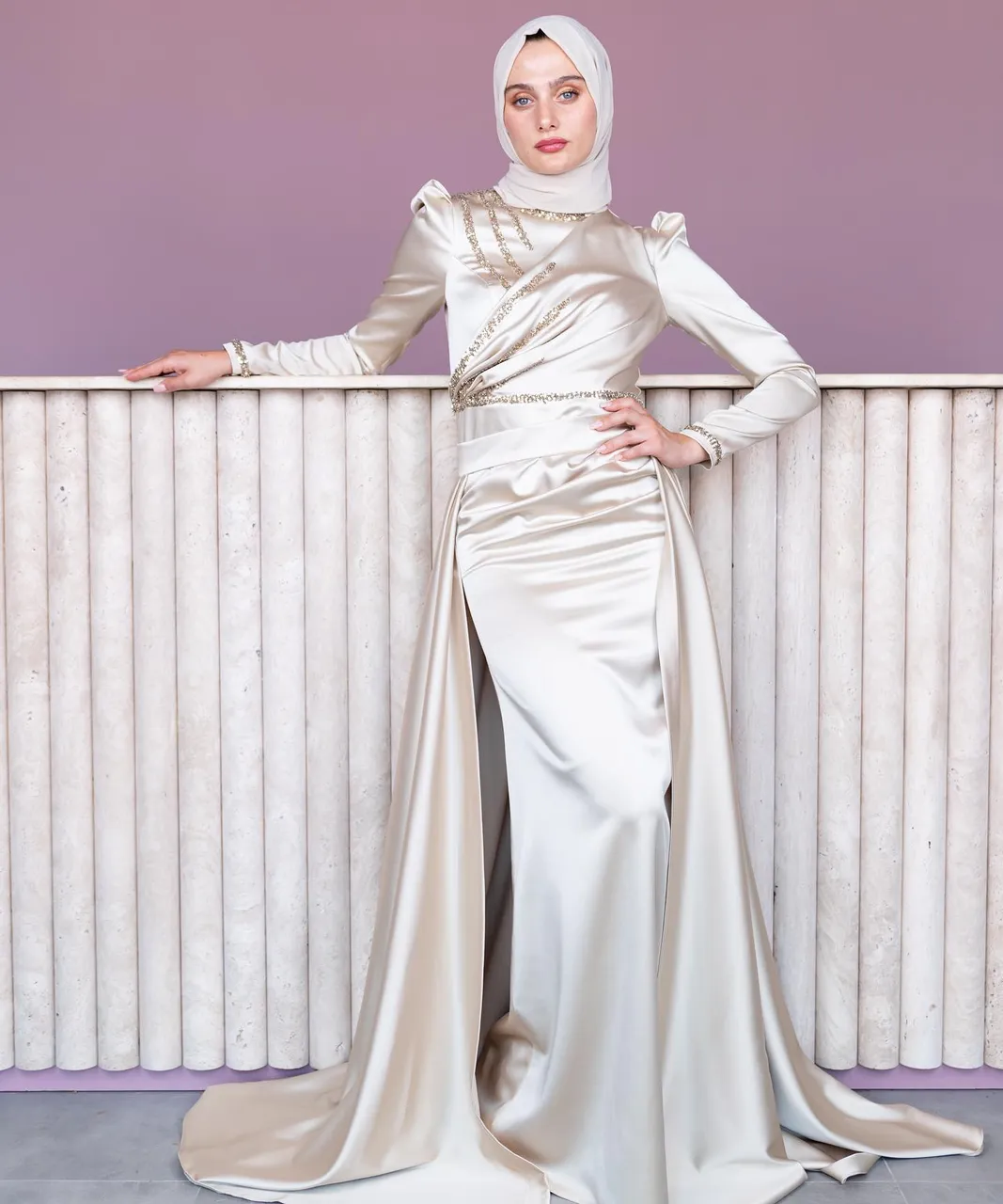 Asil Abiye💕
Asil tasarımımız ikili kullanımı ve harika şıklığıyla kalbinizi çalmak için yasarlandı
Detay güzellikleri ve renk seçenekleri kaydırmalıda💕
👉Koşulsuz İade veya Değişim
✈️Ücretsiz & Hızlı Kargo
☎️👉Whatsapp:+90 532 272 57 09
#tesetturabiye #tesettürabiyeelbise #tasarımabiye #weddingdress #muslimwear#tesettürelbiseler #muslimweddingdress #hijabwear #sözelbisesi #nişanelbisesi #davetelbise #eveningdress #eventdress #muslimwear #balıkelbise #kuyrukluabiye#muslimdress#davetelbisesi#kesfetteyiz