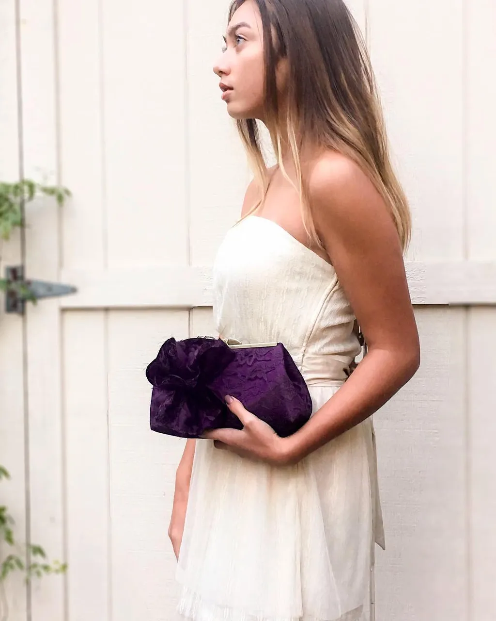 Did I say I like eggplant purple? 🙋🏻‍♀️
•
•
•
#autumnwedding #fallwedding #customwedding #bridesmaids #bridalpurse #bridesmaidgifts #bridalclutches #weddingbag #etsymom #etsyshop #eggplantpurple #bridalclutches #etsy #wedding #etsywedding #customwedding #custompurse #personalizedpurse #