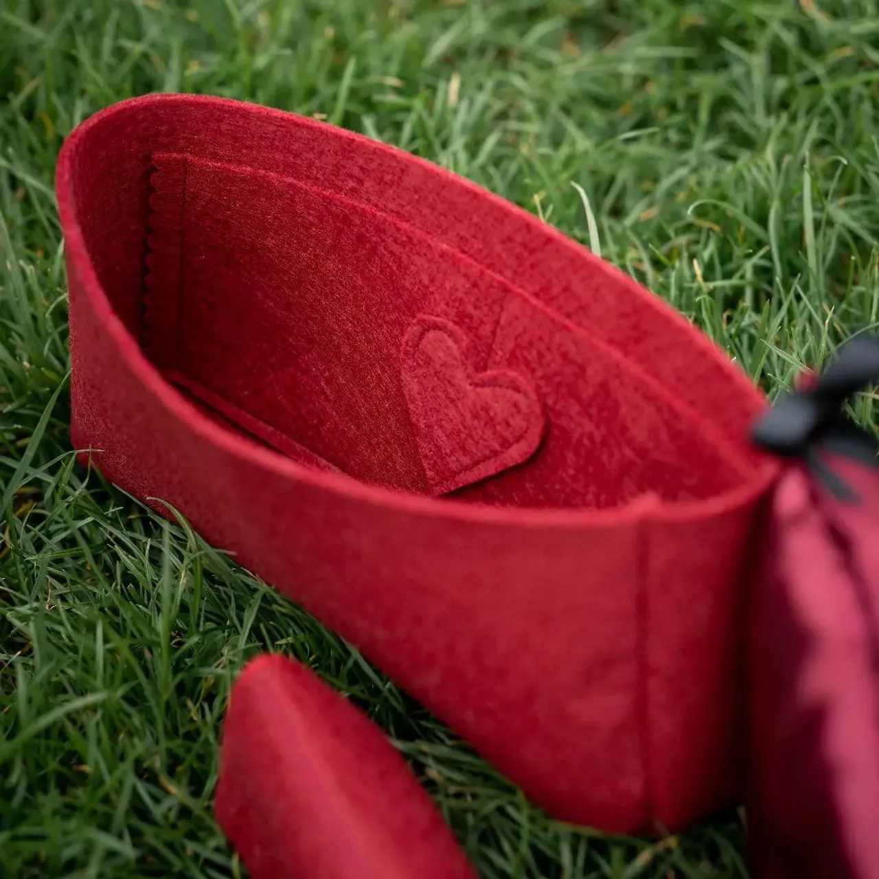 I would like to formally invite you to my Chanel designated accessories shop.
Bienvenues!
😚😚
This was created over a year ago to accommodate the lovers of this brand. I am happy to say it contains 2 very important and exclusive products developed with my customers:
-Chanel zipper protector 
-Chanel Chain wrap

You will also find your classic organisers and shapers for all classical bags.
Please take a look on
https://www.luxurybagheaven.com/chanel-shop-inserts-organisers-shapers-accessories
As always if your bag doesn't appear there, no problem, I can still help. 
I look forward to helping your beautiful bag soon. 
Moria 💋
#chanel #chanelshopping #chanelclassic #chanelclassicflap #smallclassicflap #mediumflap #cc #chanelflapbags #chanelmini #vintagechanel #bagorganizer #bagorganiser #baginsert #madeinscotland #madeinuk #luxurybagheaven #bagshaper