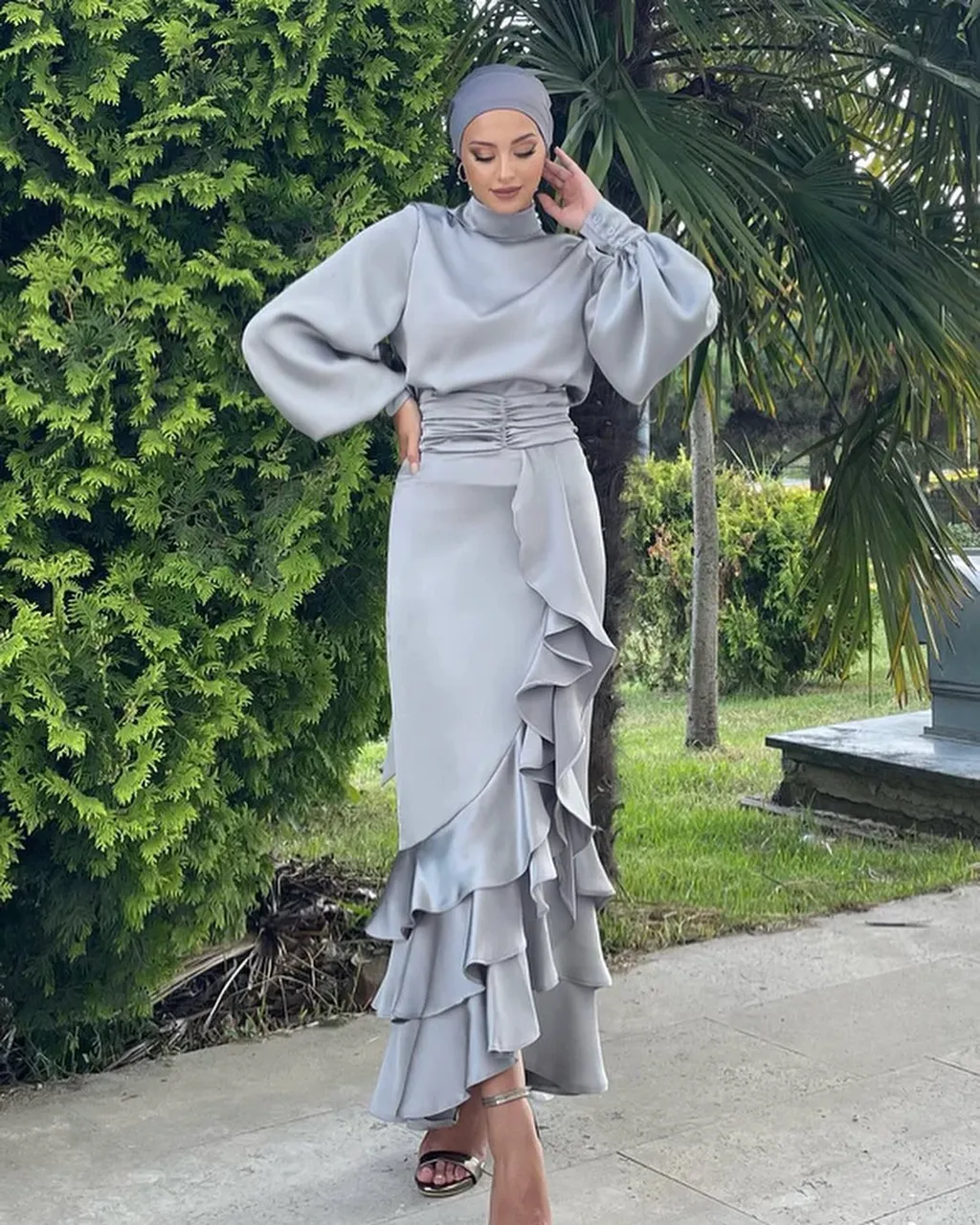 Arya Takım - Asaletin 3 rengi şimdi stoklarda.
3 renk seçeneği (Sağa Kaydırın) 🌈
Türkiye ve Tüm Dünyaya Hızlı Kargo 🛩
Kredi Kartına Taksit İmkanı

Arya Suit😍
3 Color Option 🌈
Wordwide Express Delivery 🚚 
#tesettürabiyemodelleri #hijabfashion #hijablove #tesetturbutik #tesetturnisanlik #hijab #hijabootd #hijabsuits #hijabers #tesetturtakim