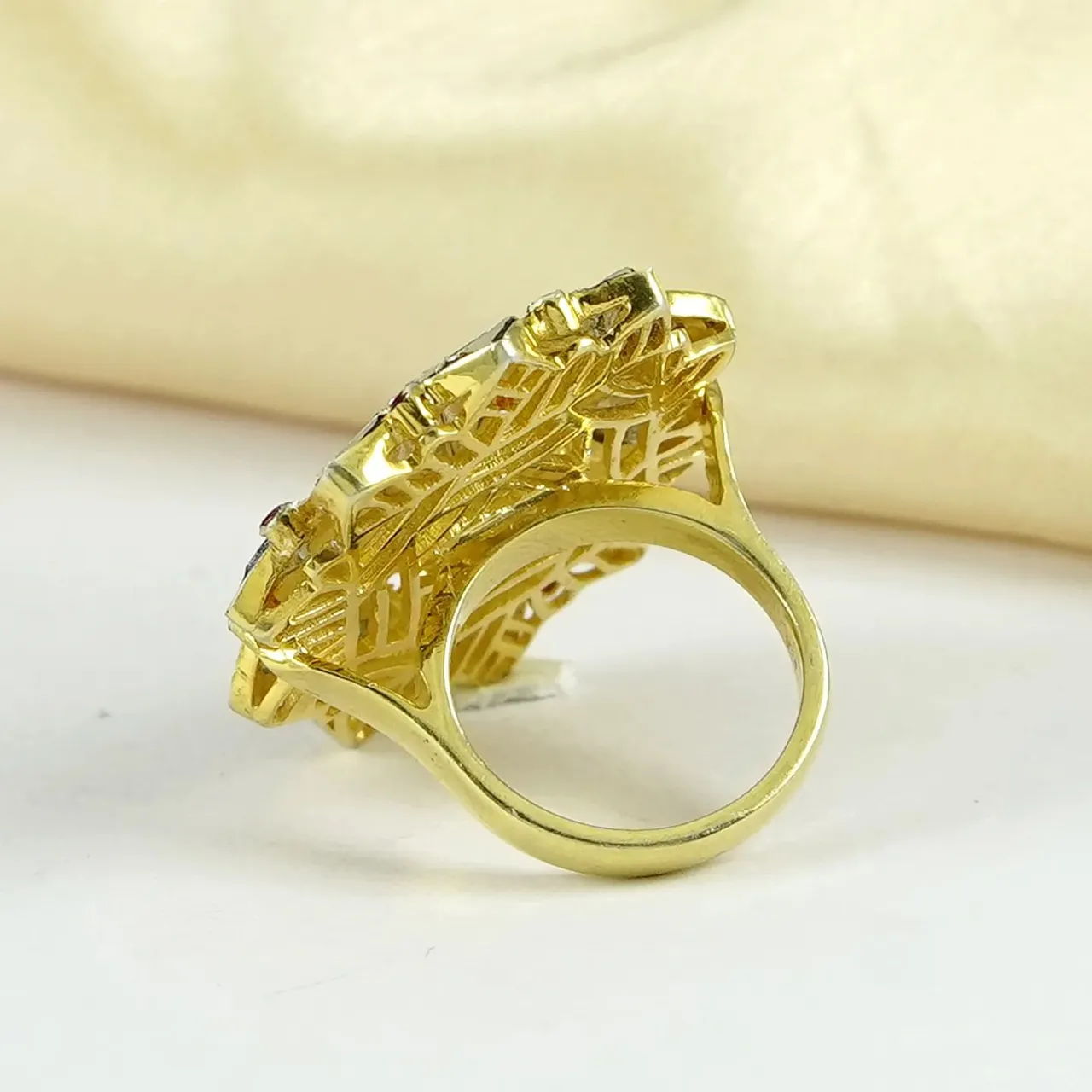 Shop now
Sksoni.etsy.com