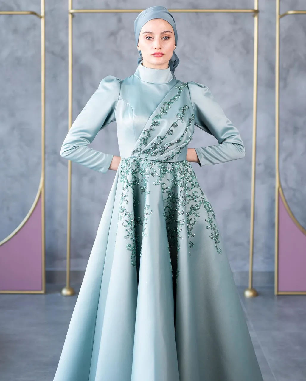 Volume Abiye💕
Hacimli kumaşı,gözalıcı ışıltılı işlemeleriyle volume abiyemiz lacivert asaletiyle en şıklardan💕
Nefis renk seçenekleri ve detay güzellikleri kaydırmalıda💕
👉Koşulsuz İade veya Değişim
✈️Ücretsiz & Hızlı Kargo
☎️👉Whatsapp:+90 532 272 57 09
#tesettürabiye#tasarımabiye #weddingdresses #muslimweddingdress #hijabwear #davetkıyafetleri#eveningdress #muslimwear #modestfashion #modesteveningdress #weddingdressgoals#sözelbisesi #nişanelbisesi #düğünelbiseleri #weddingdressmalaysia #kesfetteyiz #kesfetteyim#eveningdress #eveningdressmalaysia