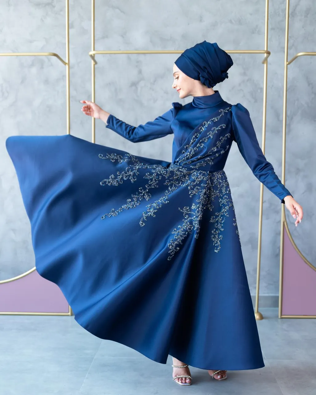 Volume Abiye💕
Hacimli etekler ve ışıltılı işlemelerin en güzel tasarımı şimdi nefis renklerle ahunarede
Detay güzellikleri ve renk seçenekleri kaydırmalıda💕

👉Koşulsuz İade veya Değişim
✈️Ücretsiz & Hızlı Kargo
☎️👉Whatsapp:+90 532 272 57 09
#tesettürabiyemodelleri #tesettürabiyeelbise #tasarımabiye #weddingdress #muslimweddingdress #hijabwear #muslimwear #eveningdress #eveningdressmalaysia #eventdress #davetelbise #dugunelbisesi #sözelbisesi #nişanelbisesi #kesfetteyiz