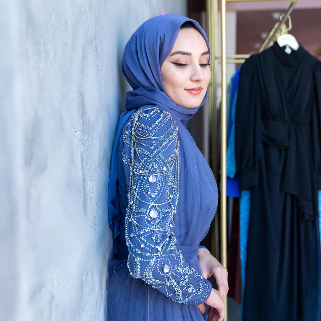 Prenses Abiye😍
Tül üzerine özel taş ve aksesur işlemeleriyle rüya gibi bir tasarım ahunare online ve mağazada❤️
Sizce hangi renkler daha eklenmeli?
36-42 Beden Aralığı 💃
Harika detay güzellikleri kaydırmalıda
Türkiye ve Tüm Dünyaya Hızlı Kargo 🛩
Hijab Wedding Dress😍
36-42 EU Sizes Available
Wordwide Express Delivery 🚚
#muslimweddingdress#weddingdress #weddinggown #gown