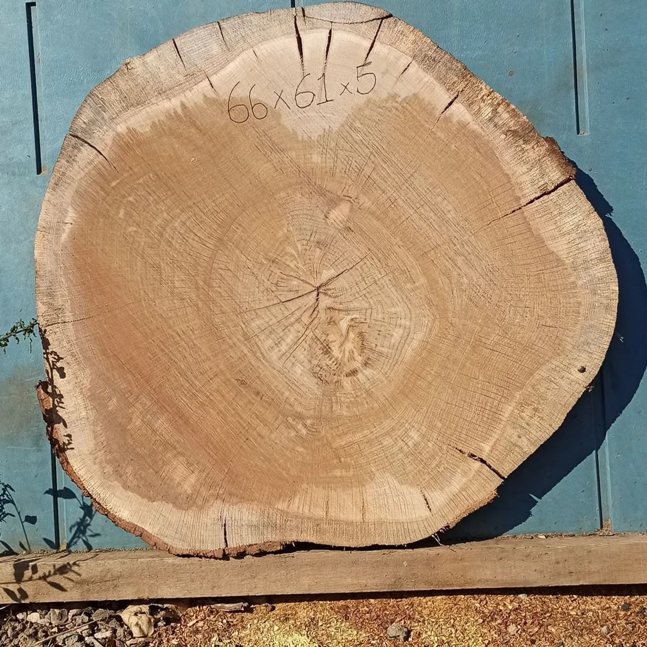 Antik meşe 4 yıllık kuru.
.
.
.
.
.
.
.
#wood #epoxy #ahşap #meşe #antikmeşe #kütük #epoxytable #masa #yemekmasasi #natural