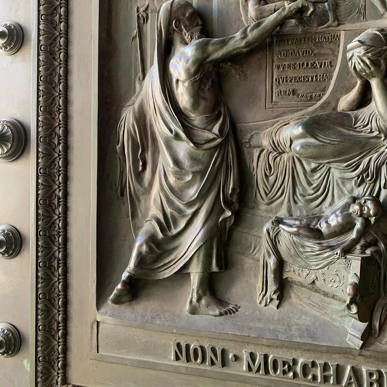 #핸드메이드주얼리 #오더메이드주얼리 #금속공예 #금속공예가 #디자이너주얼리 #파리 #주얼리선물 #핸드메이드 #paris #건축